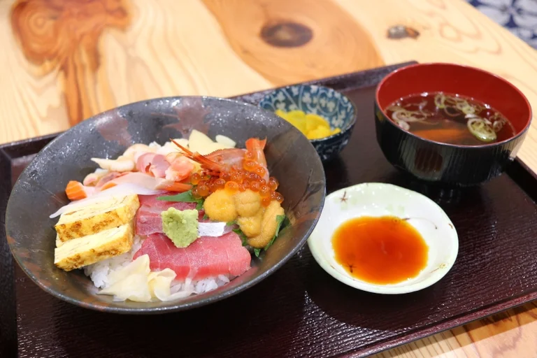 Suzuriue-no-Sato Ogatsu - Image 3