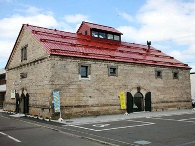 Biei: Hill Storehouse - Image 3