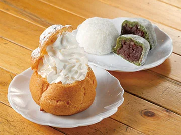 Café & Light Food Shop