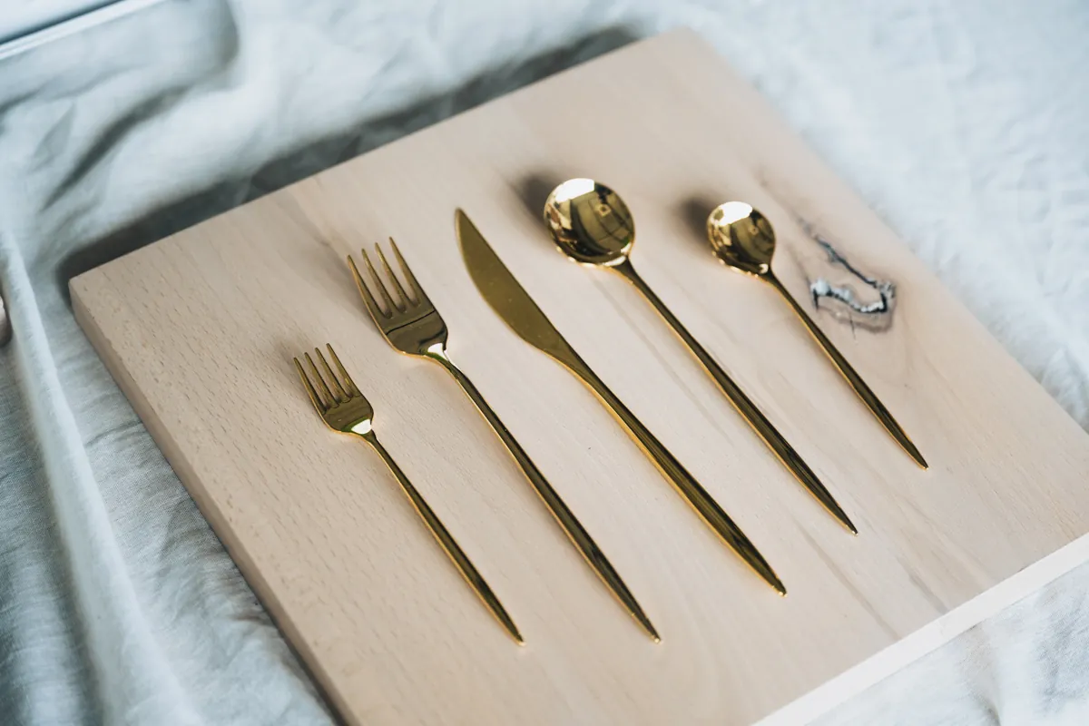 Display of precision-crafted cutlery and metalwork from Tsubame-Sanjo