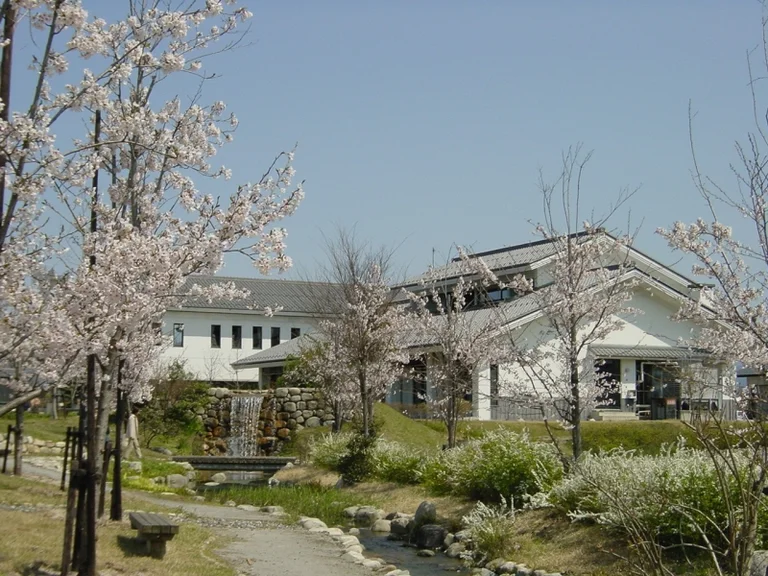 Ōmi Mother's Home - Image 3