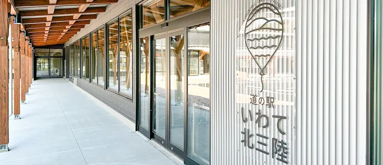 海陆风味小吃摊