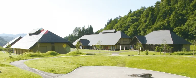 Ramie Weaving Village Showa (からむし織の里しょうわ)