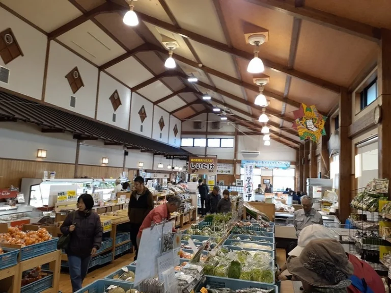 Shiomizaka - Image 3