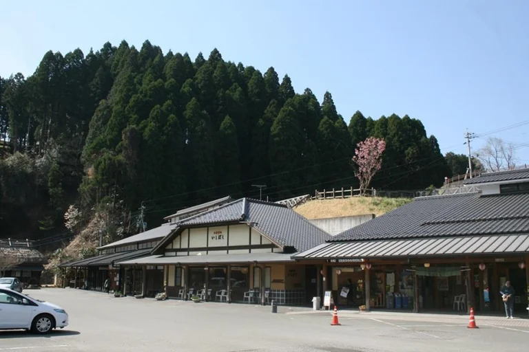 Tsuujun-bashi