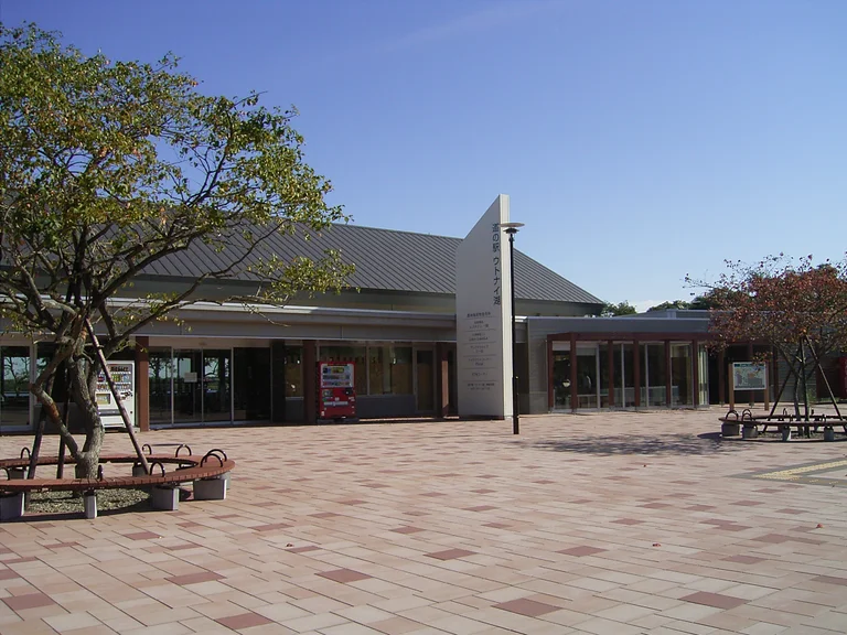 Lake Utonai - Image 2